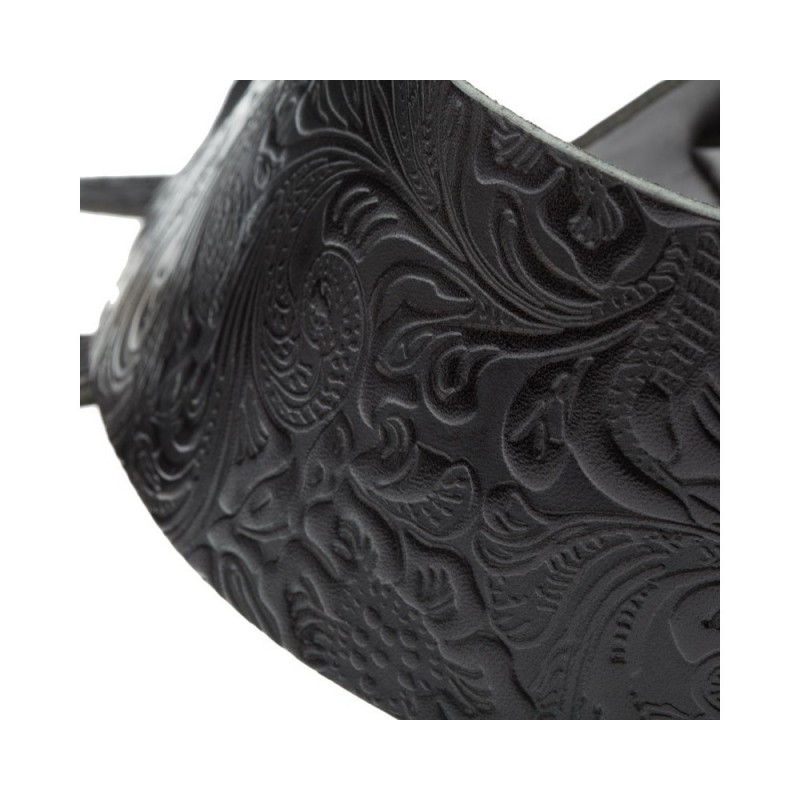 Holes HC Embossed Flores Nero 8 cm