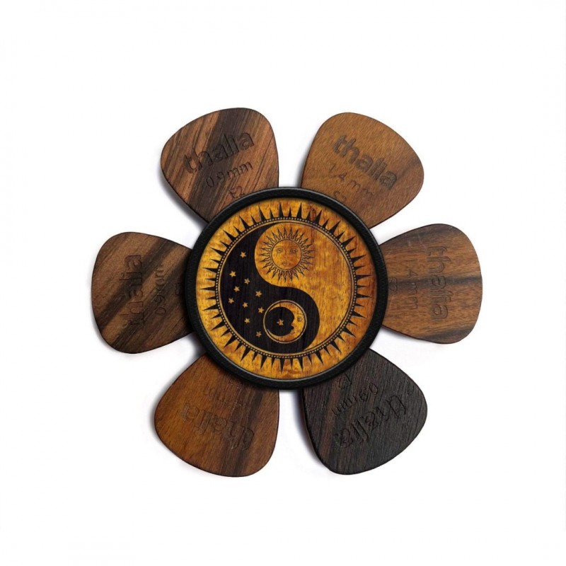 Pick puck yin yang wood